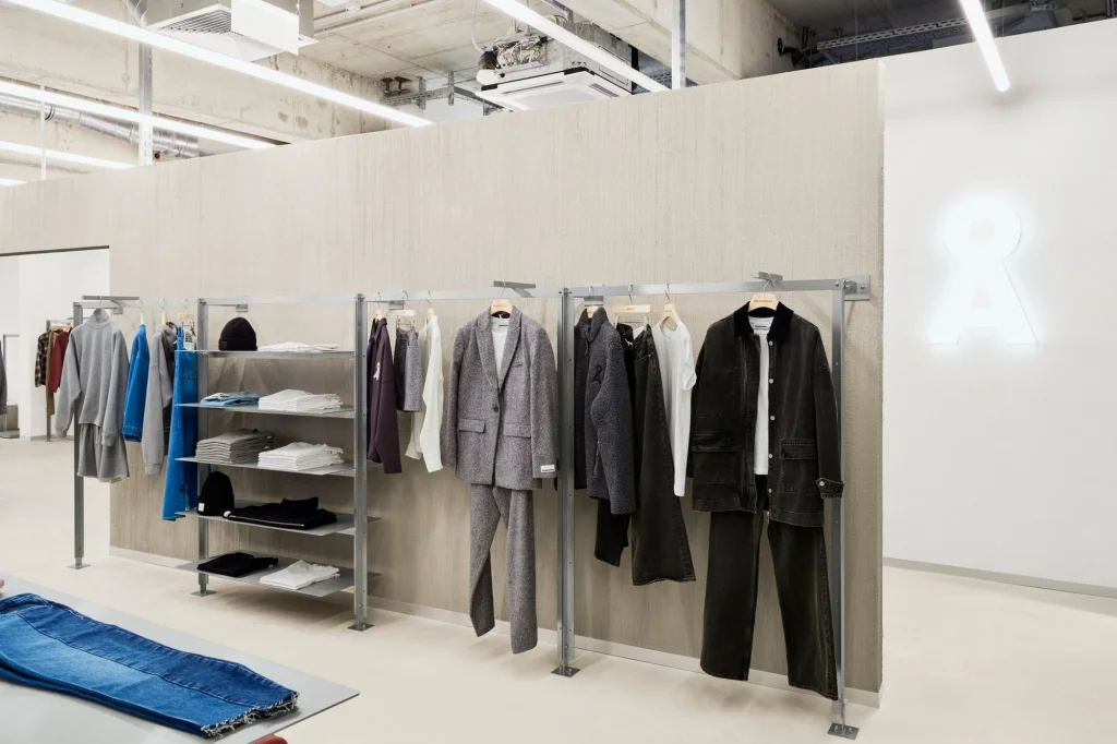 Armedangels eröffnet Store in Düsseldorf