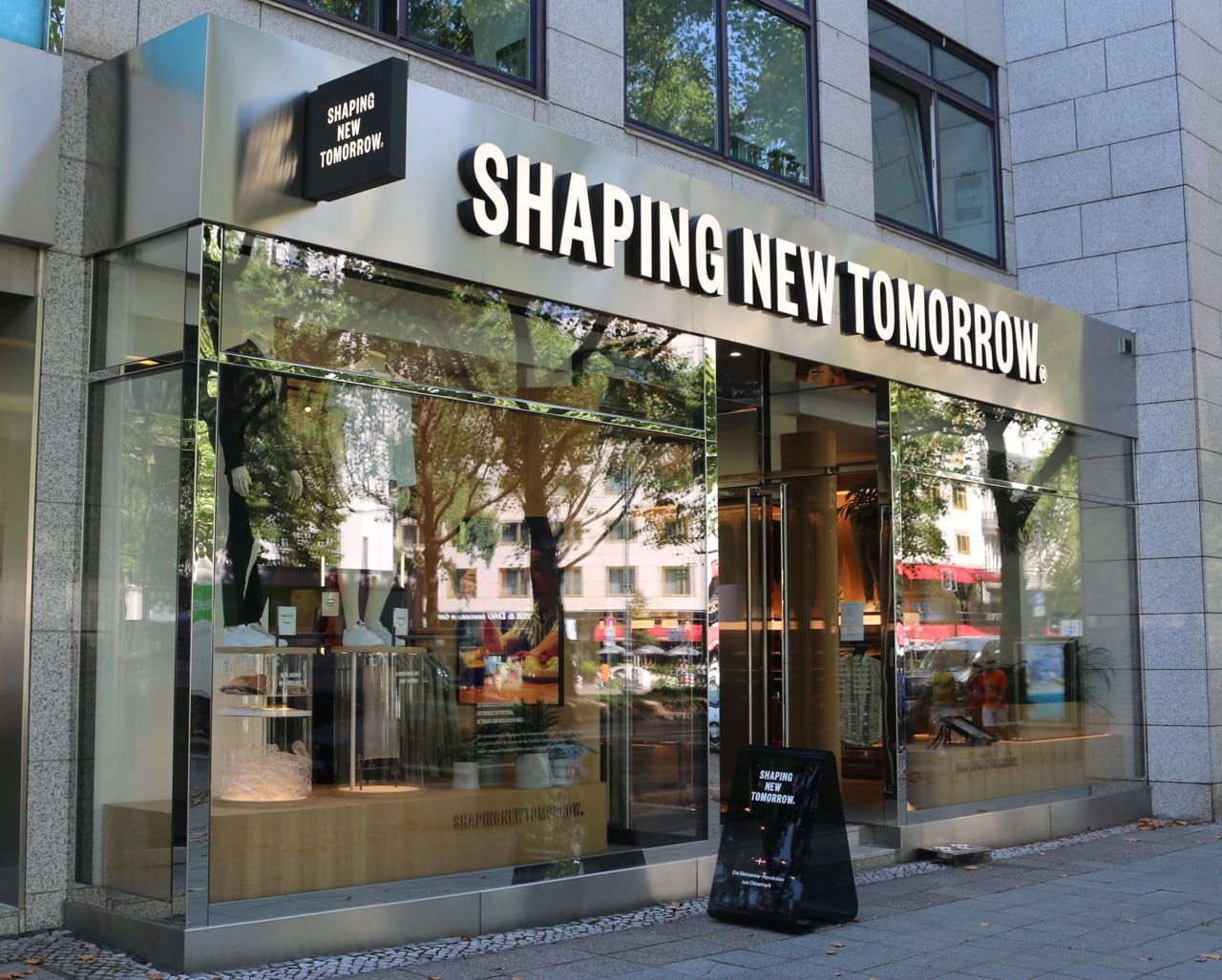 Shaping New Tomorrow Neueröffnung Berlin 2022
